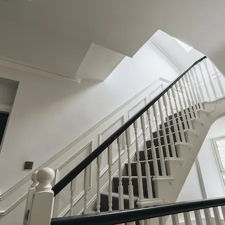 Willow Rise, The Old Bank House Apartment *